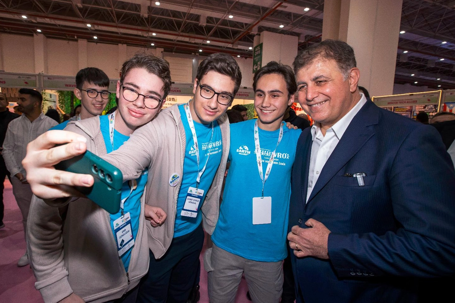 Genç tasarımcılar İzmir'de buluşuyor