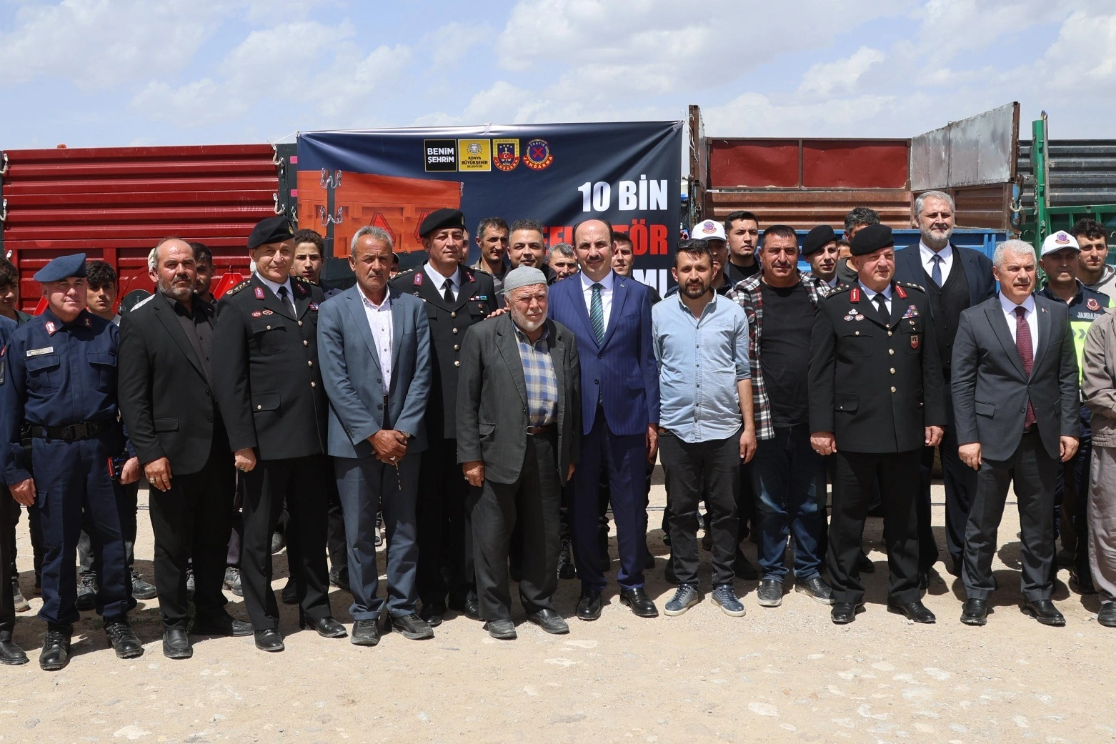 "Reflektör Tak, Görünür Ol” projesi ile çiftçilere 10 bin adet reflektör dağıtılacak