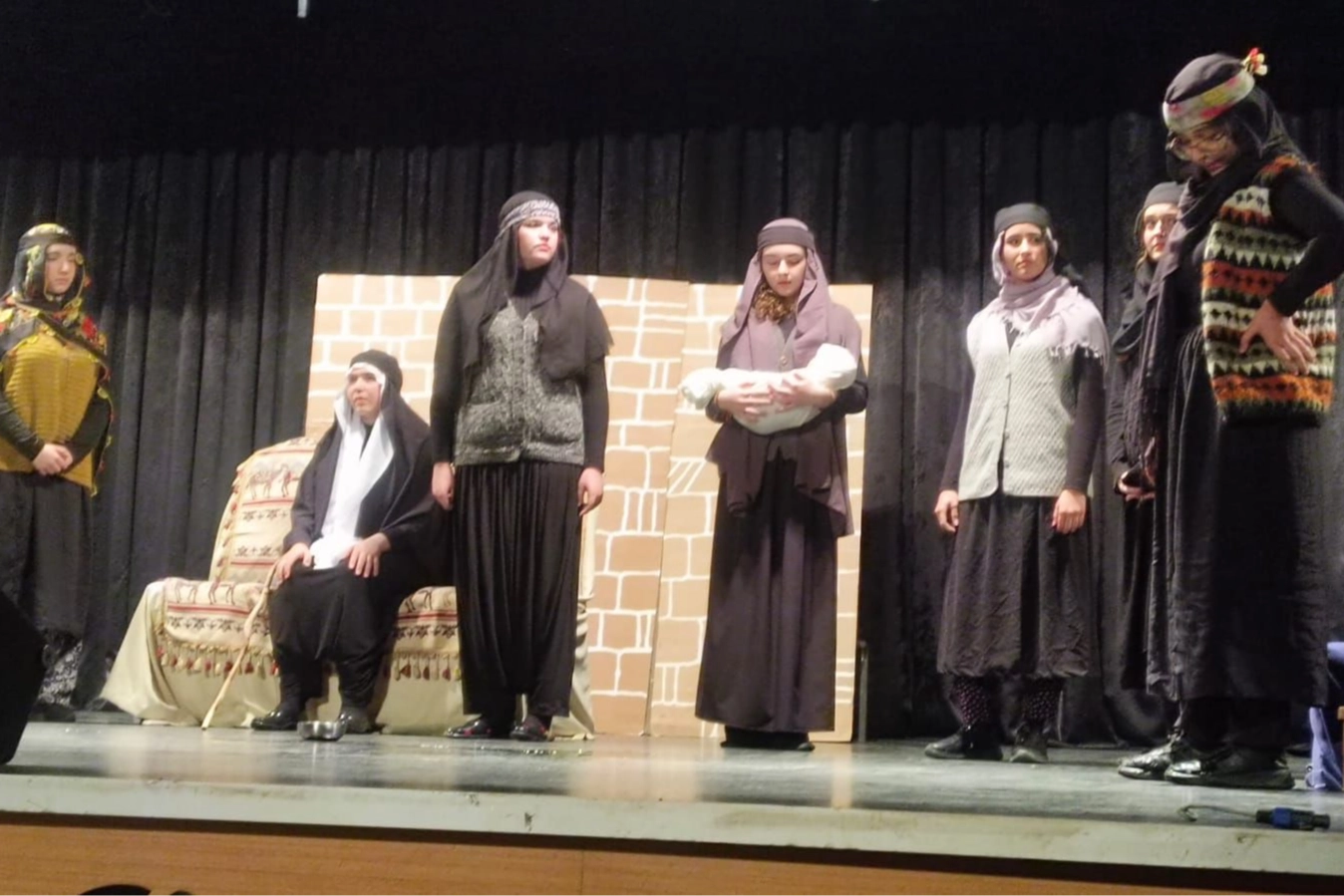 Bursa Gemlik'te 'Töre' büyük beğeni topladı