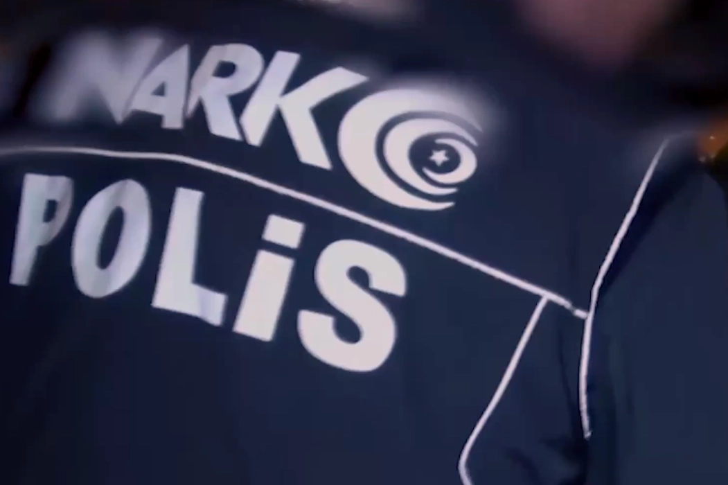 İstanbul'da zehir operasyonu! 1 milyon uyuşturucu hap ele geçirildi
