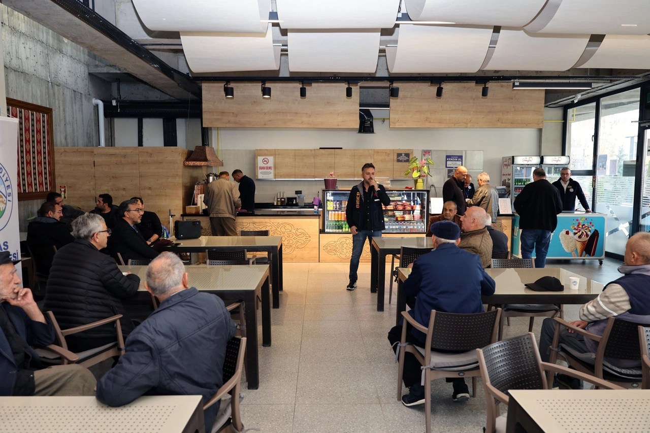 Kayseri Talas'tan 'güvenli telefon' eğitimi